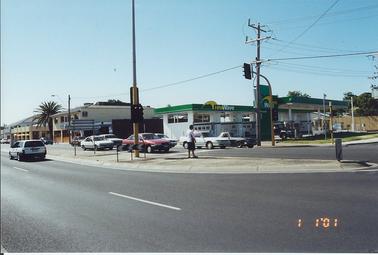 Point Nepean Road 1 Jan 2001 - Looking East