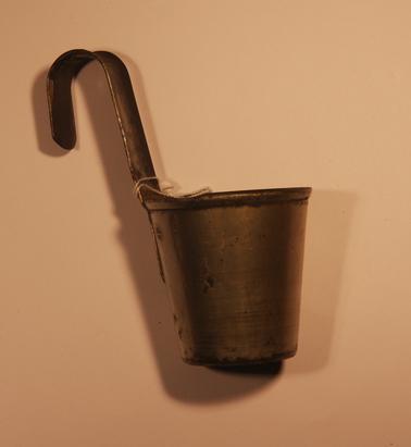 Metal measuring jug - Government stamped - 10 fluid oz (approx 300ml)