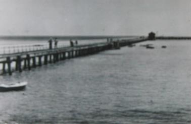 Rye Pier
Shed at end of Rye Pier