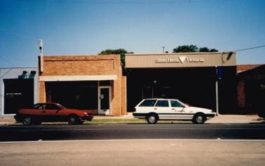 L-R: Gus Glavici’s Dental Surgery; old State Bank building; new State Bank building; Biggs & Co, solicitors, on Pt Nepean Road