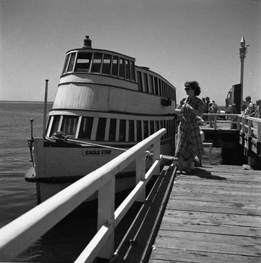 Cowes Jetty with the Stony Point to Cowes ferry. 