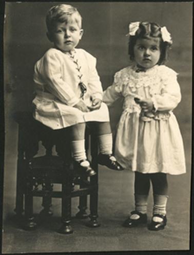 Zeta? and Alf Stone's children Clive 2 years and Lou 3 years