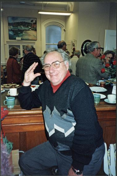 Gary Moorhead at the AGM 17 May 1992, in the Old Post Office Museum, acknowledging photographer