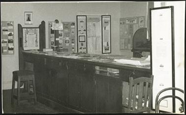 Display OPOM 1970 focussing on the counter