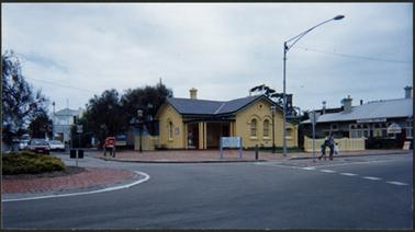 Photo of OPOM newly painted March 2001, also showing the Old Bank Cafe